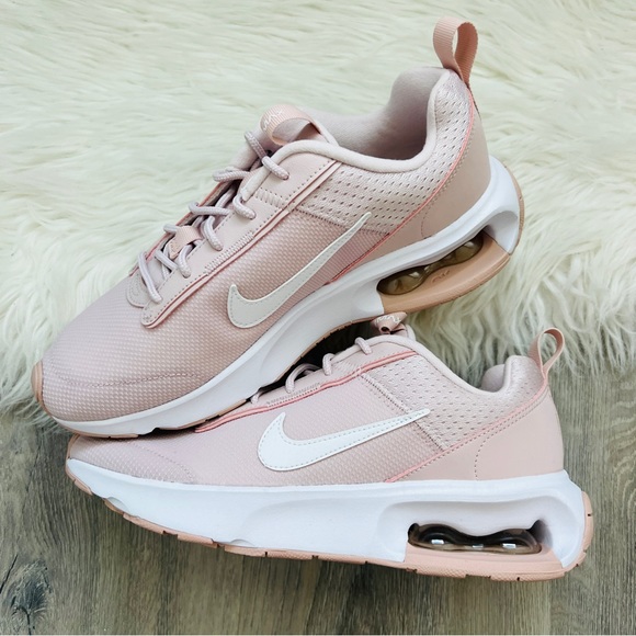 NWT Nike Air Max INTRLK Lite Women’s Shoes - Picture 5 of 8